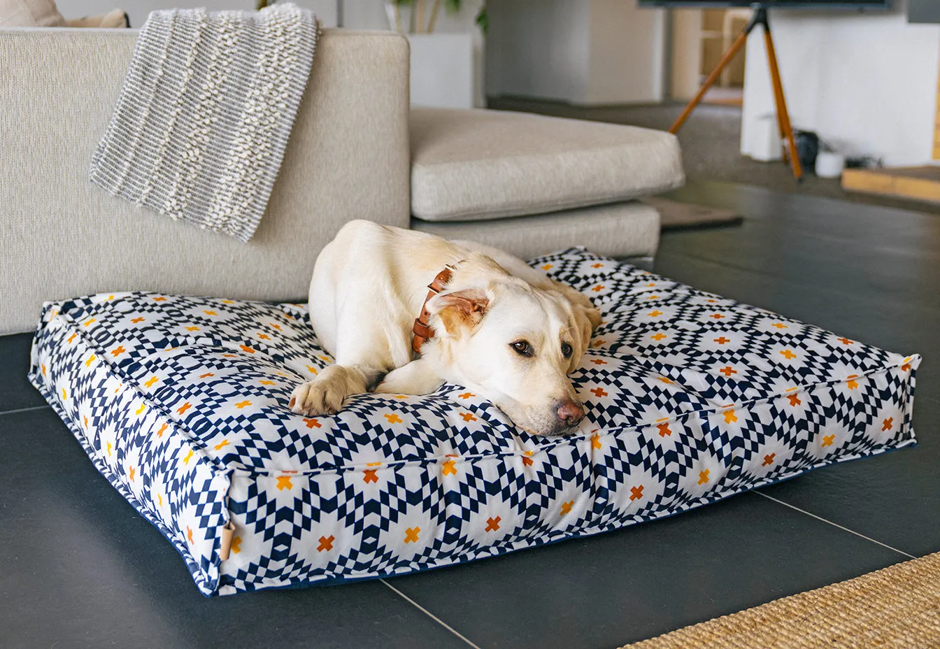 Marina Boxy Bed