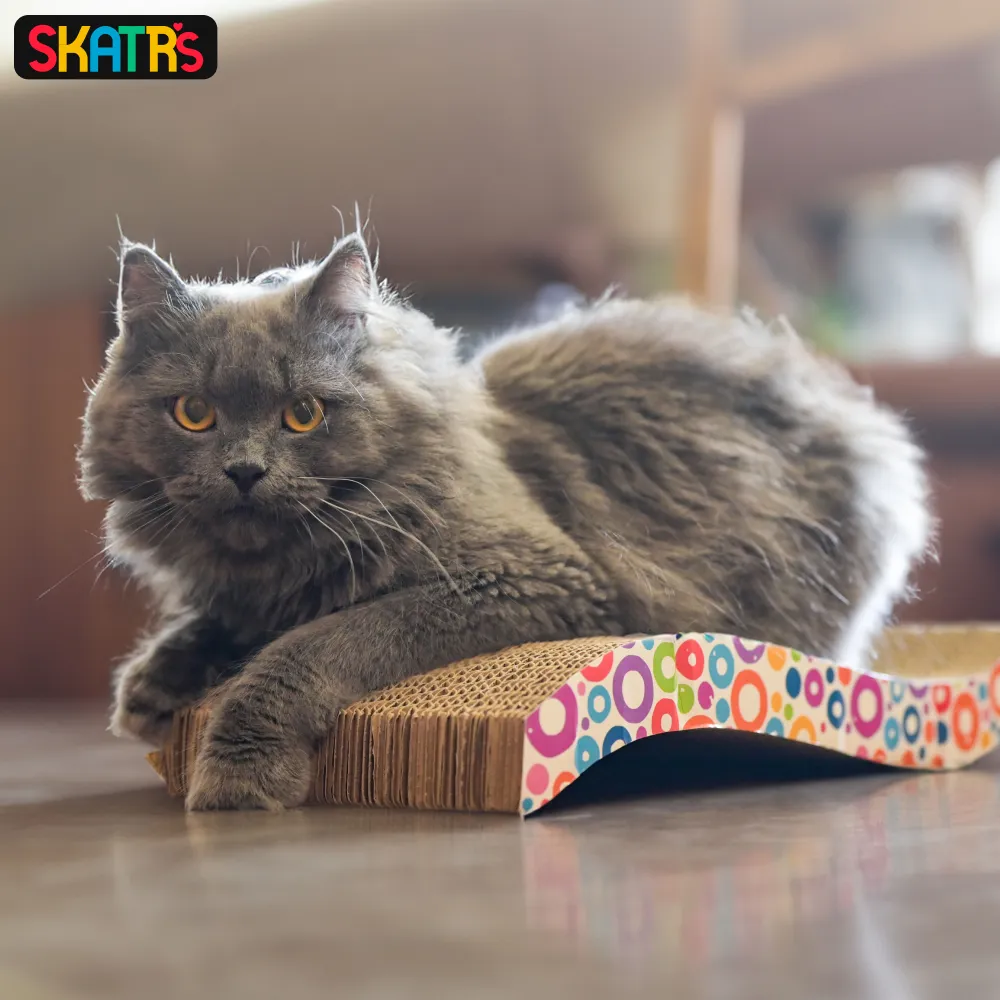 Me O Creamy Chicken & Liver Treats with Skatrs Wave Cat Scratcher & 2g Premium Catnip Combo